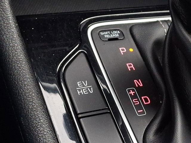 Certified 2022 Kia Niro LXS image 25