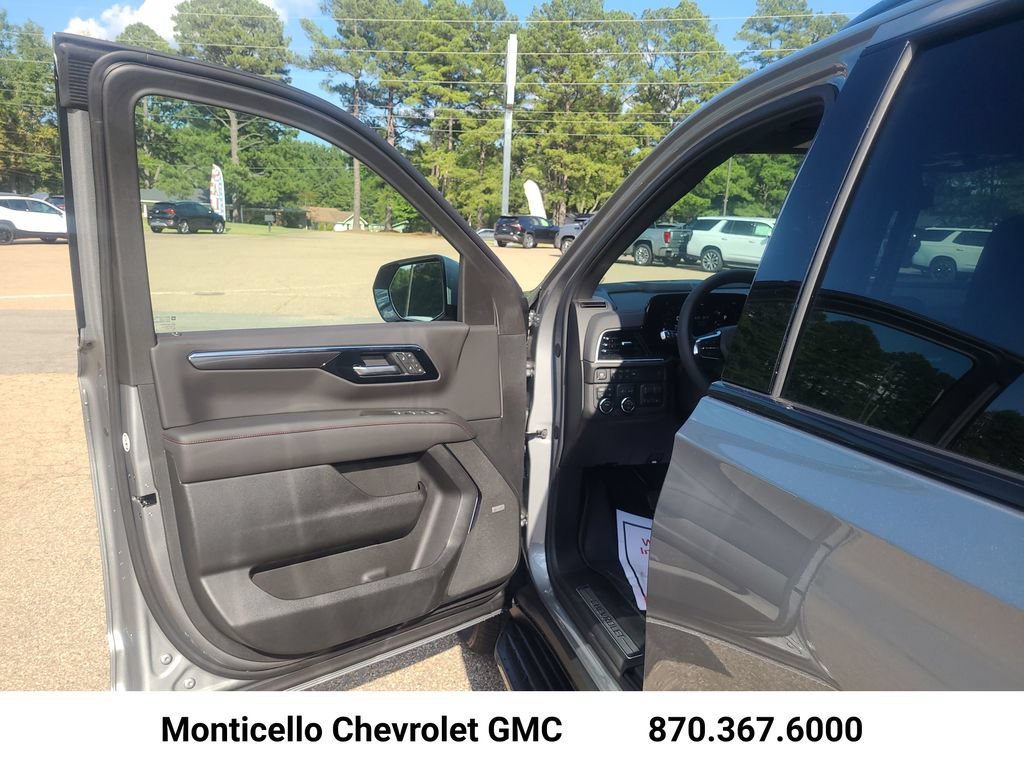 New 2026 Chevrolet Tahoe RST w/ Comfort Package AWD/4WD image 13