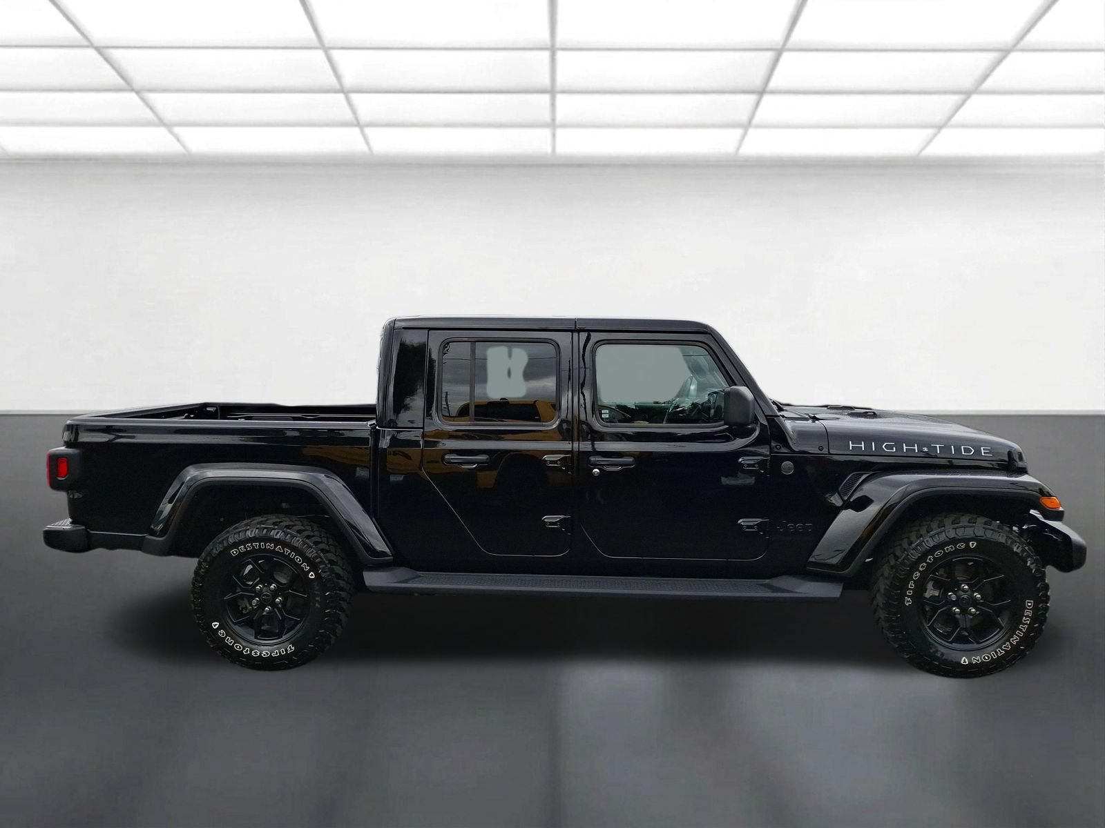 Used 2025 Jeep Gladiator Sport AWD/4WD image 2