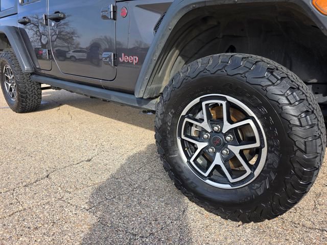 Used 2025 Jeep Wrangler Unlimited Rubicon image 38