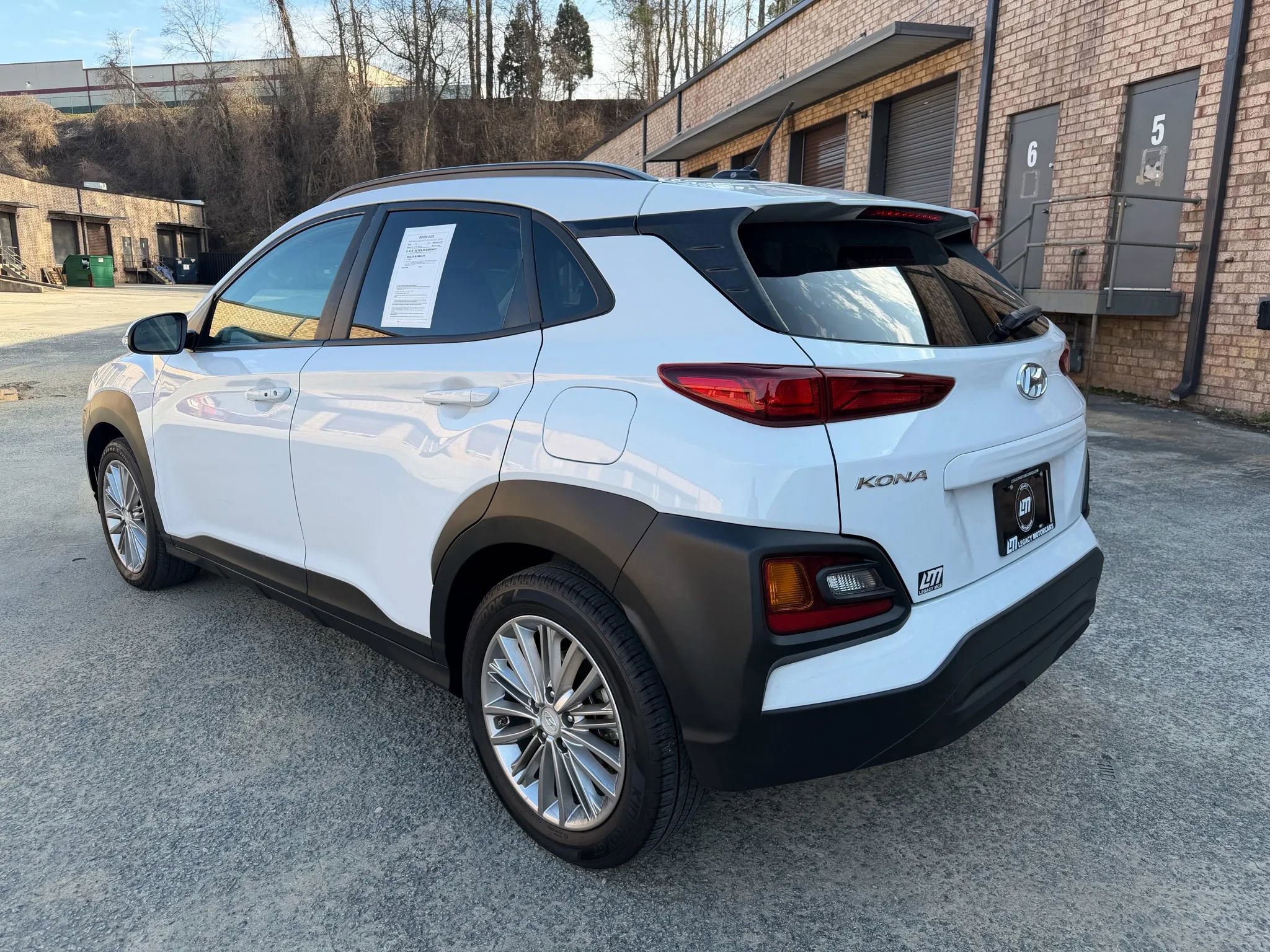 Used 2021 Hyundai Kona SEL image 5