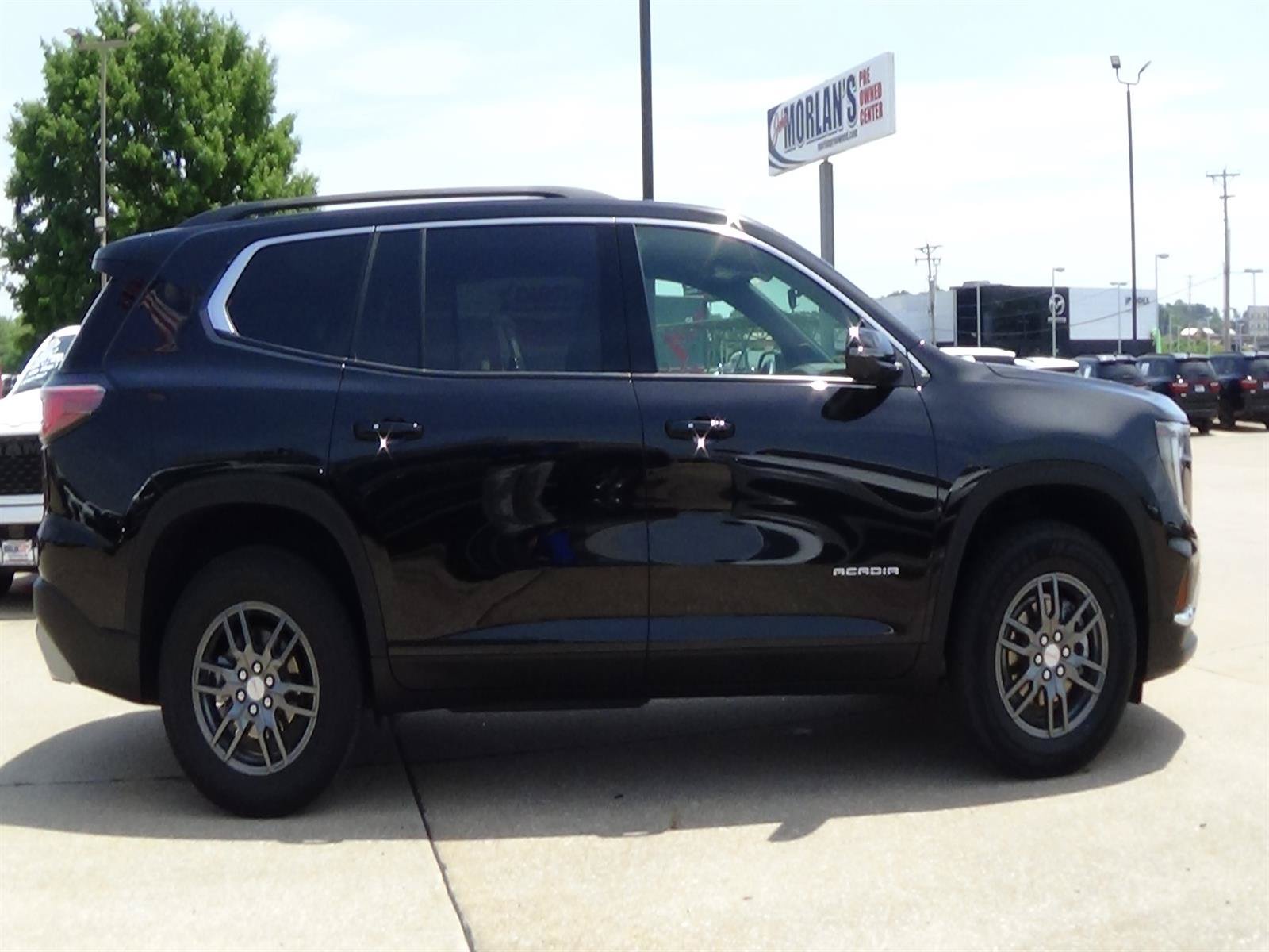 Used 2025 GMC Acadia Elevation FWD image 5