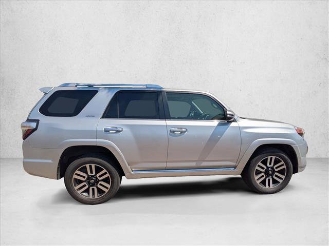 Used 2015 Toyota 4Runner Limited AWD/4WD image 4