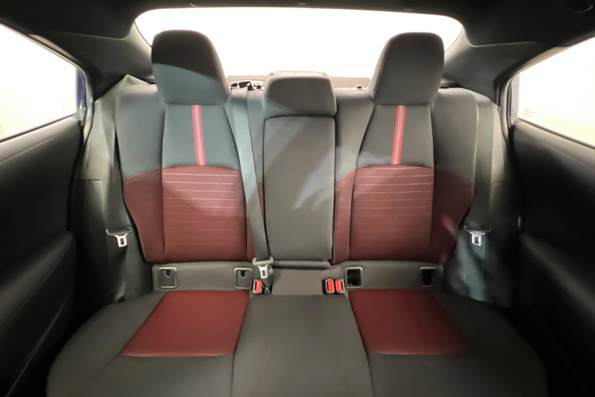 Used 2024 Toyota Corolla SE FWD image 25