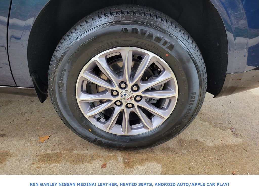 Used 2023 Buick Enclave Essence image 20