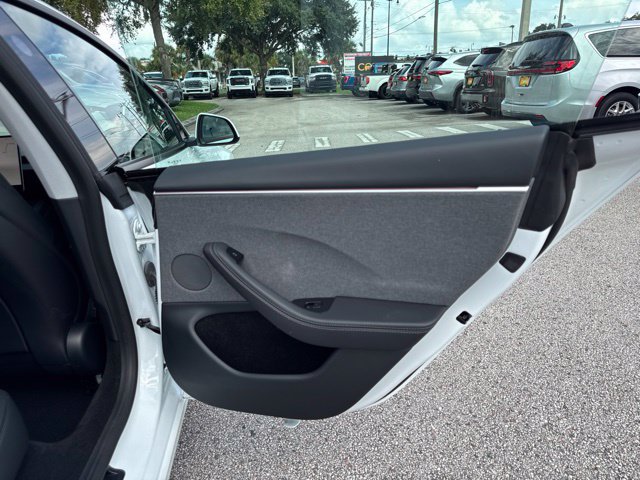 Used 2024 Tesla Model 3 Long Range RWD image 17