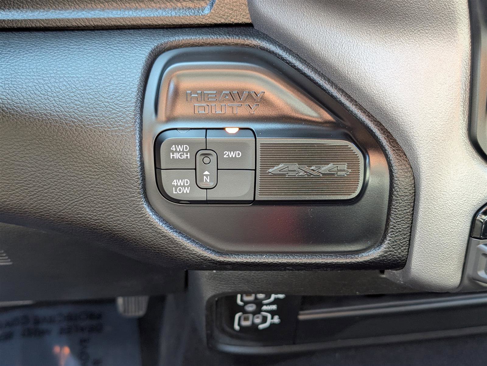 Used 2024 RAM 2500 Big Horn image 24