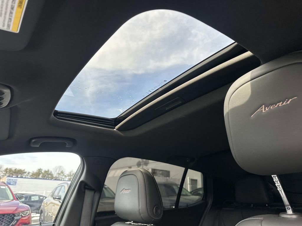 Used 2024 Buick Envista Avenir image 28
