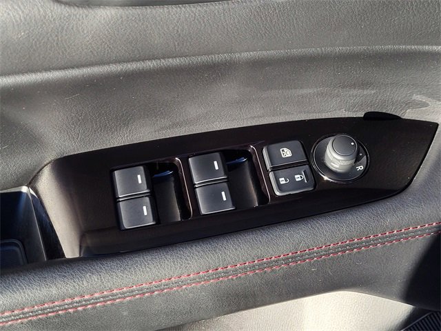 Used 2023 MAZDA CX-5 Carbon Edition image 4