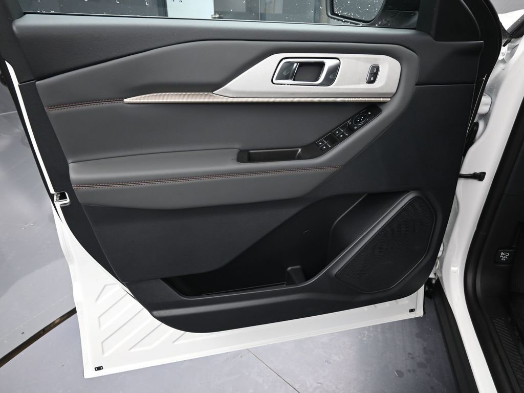 New 2026 Ford Explorer Active w/ Active Comfort Package image 20