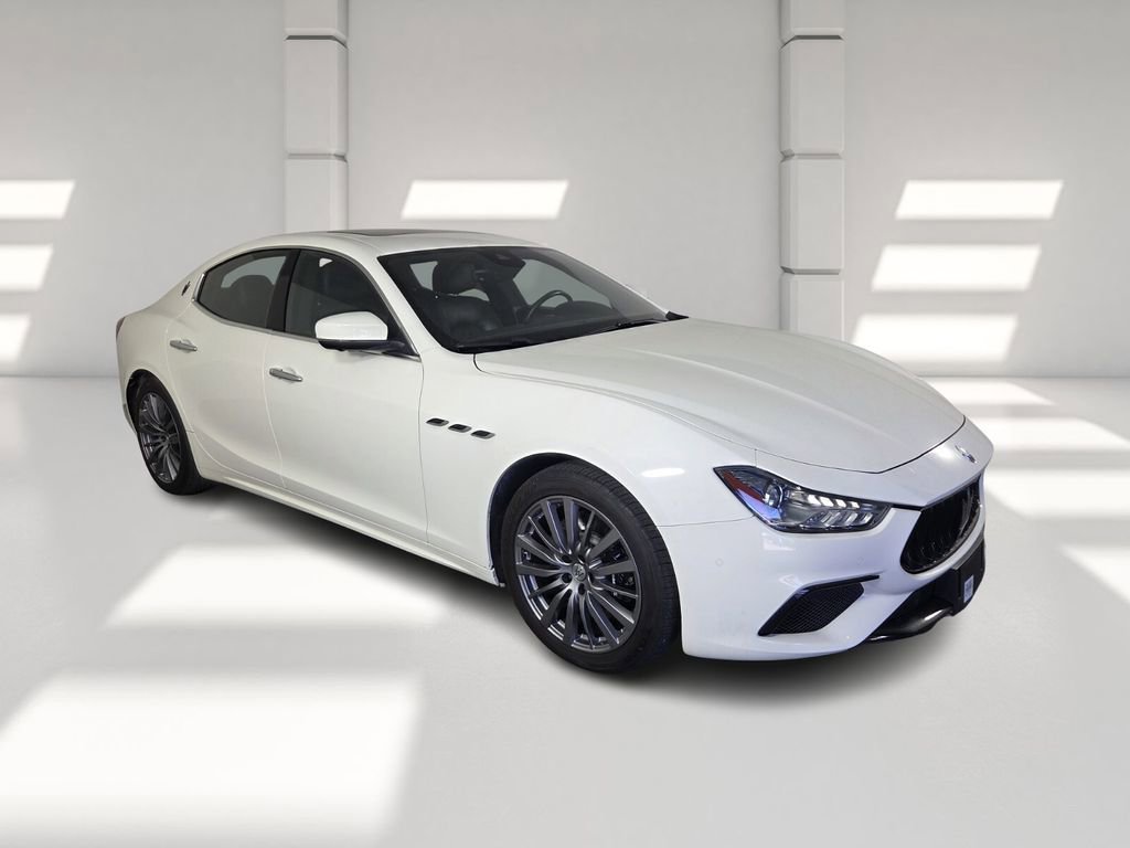 Used 2022 Maserati Ghibli Modena image 2
