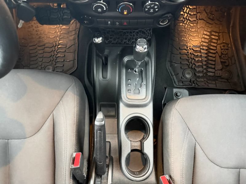 Used 2017 Jeep Wrangler Unlimited Sport w/ Quick Order Package 24S AWD/4WD image 23