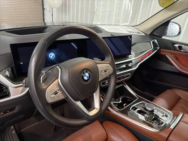 Used 2025 BMW X7 xDrive40i image 12