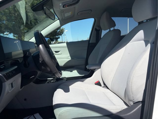 Used 2025 Hyundai Kona SEL AWD/4WD image 12