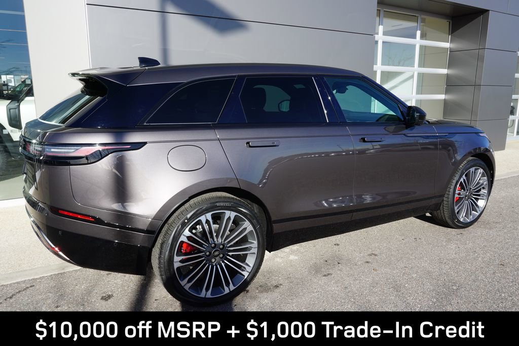 New 2025 Land Rover Range Rover Velar Dynamic SE image 4