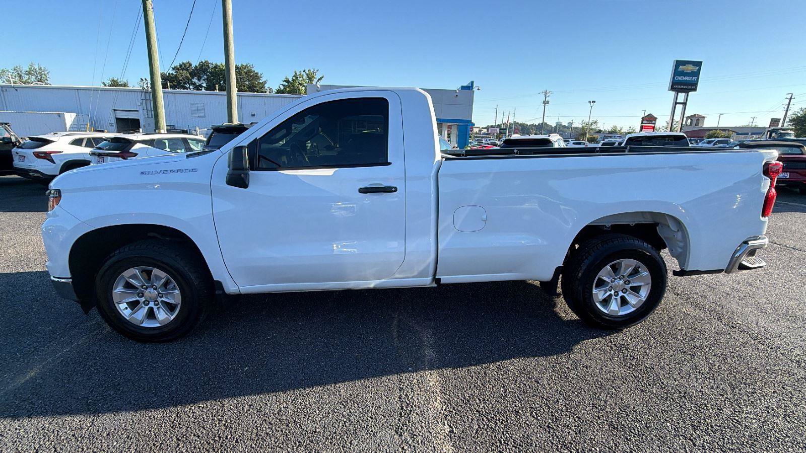 Used 2022 Chevrolet Silverado 1500 W/T RWD image 11