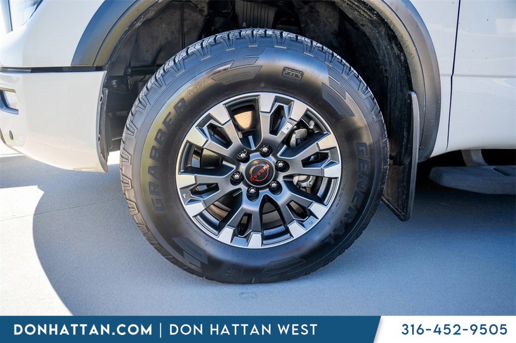 Used 2023 Nissan Titan PRO-4X w/ Pro-4x Convenience Package image 33