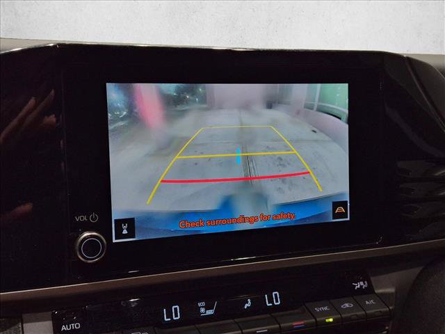 Used 2025 Toyota Camry LE FWD image 20