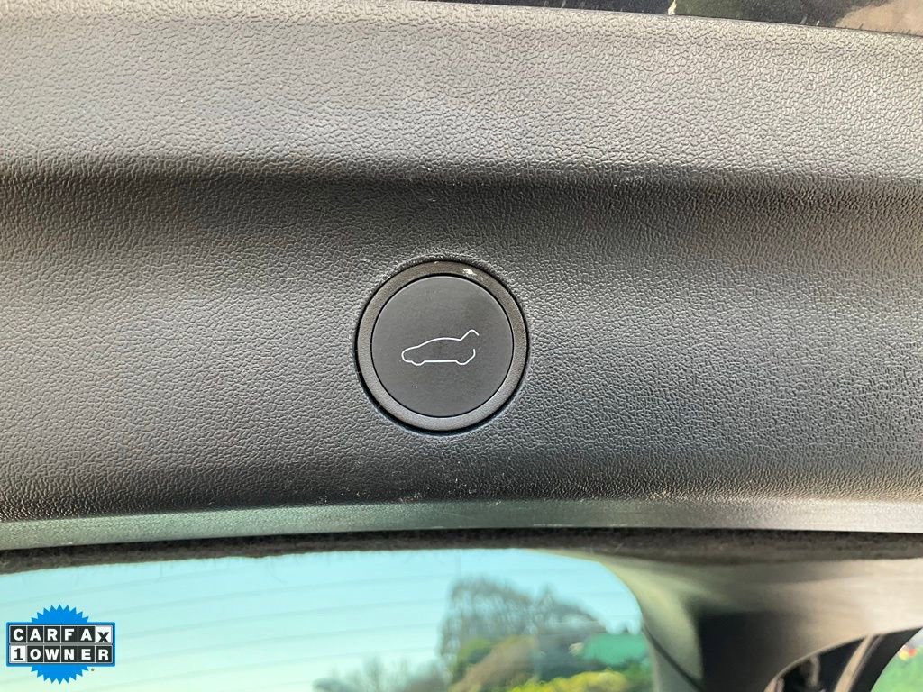 Used 2023 Tesla Model Y Long Range image 11