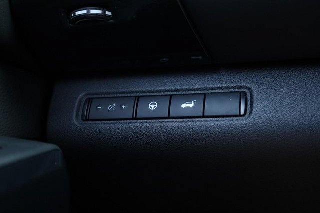Certified 2025 Nissan Pathfinder SV w/ SV Premium Package FWD image 22