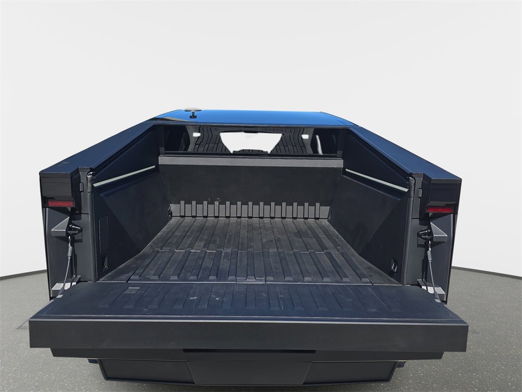 Used 2026 Tesla Cybertruck AWD Crew Cab image 14