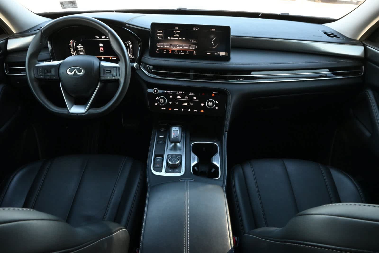 Used 2023 INFINITI QX60 Luxe w/ Cargo Package AWD/4WD image 7
