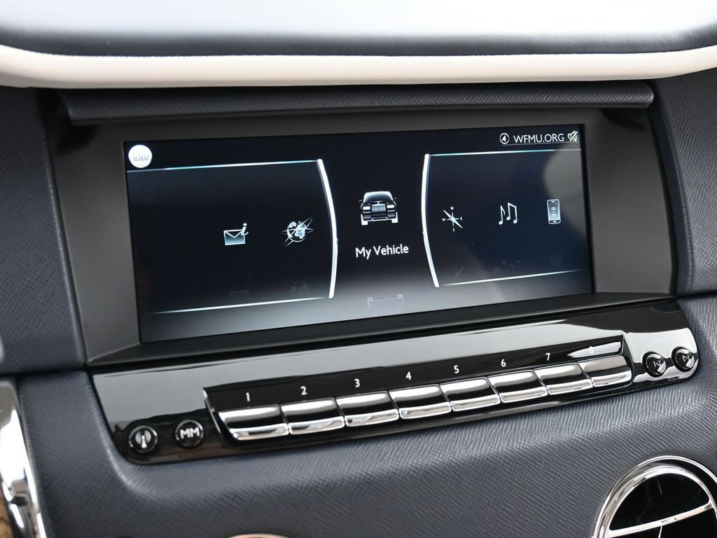 Certified 2024 Rolls-Royce Cullinan AWD/4WD image 21