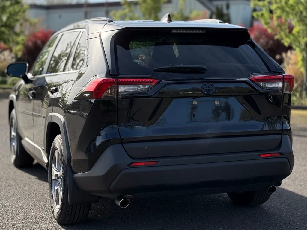 Certified 2024 Toyota RAV4 LE image 3