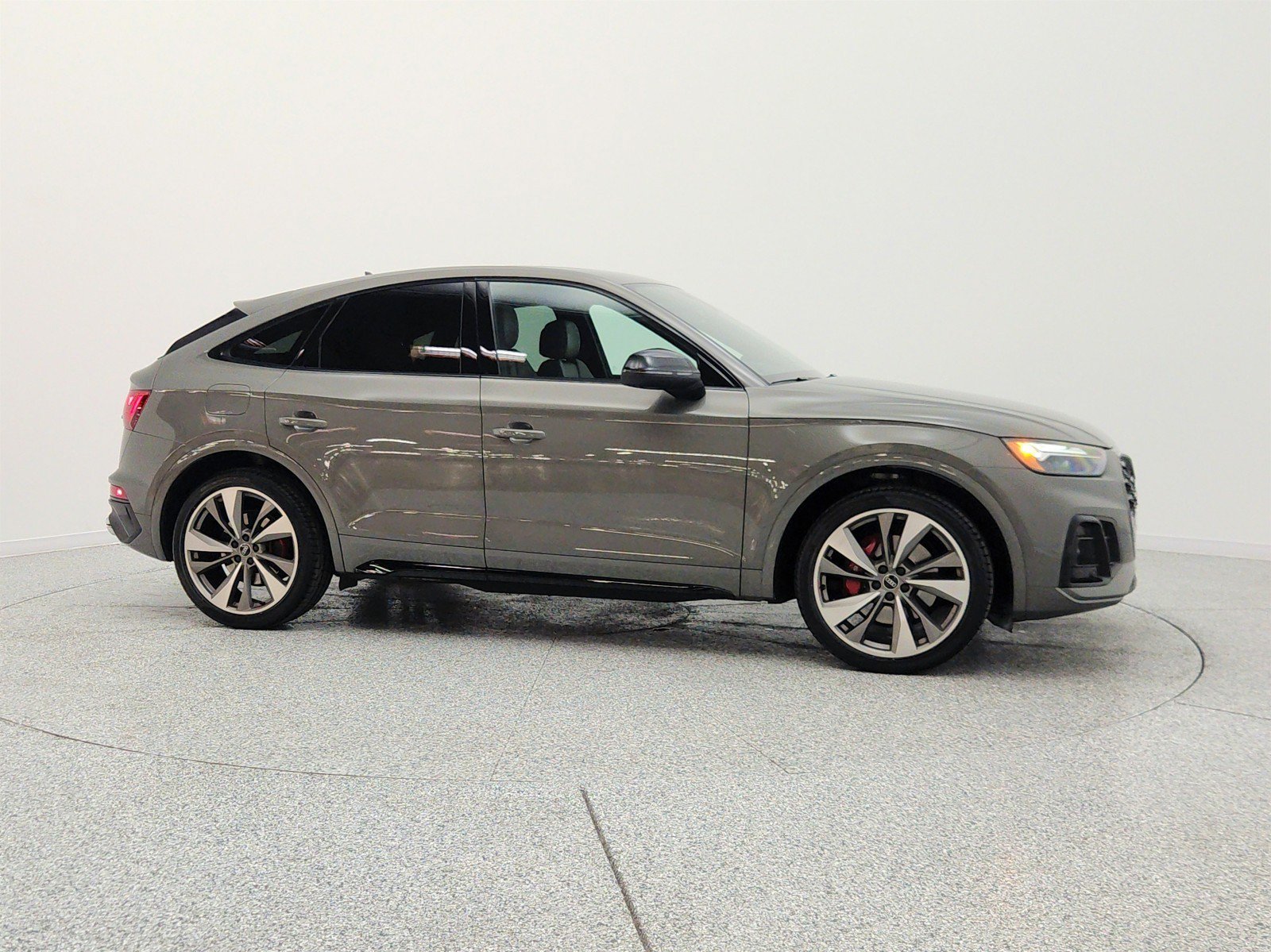 Used 2023 Audi SQ5 Premium Plus w/ Premium Plus Package AWD/4WD image 4