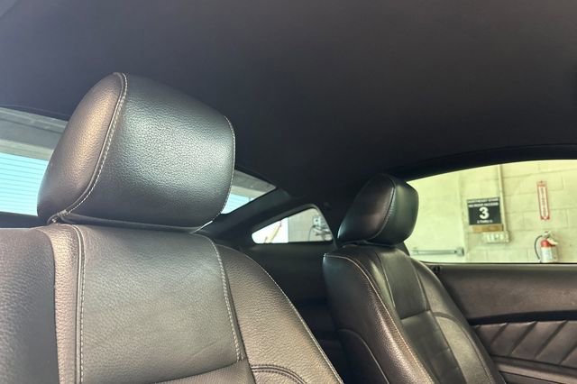 Used 2010 Ford Mustang GT Premium RWD image 17