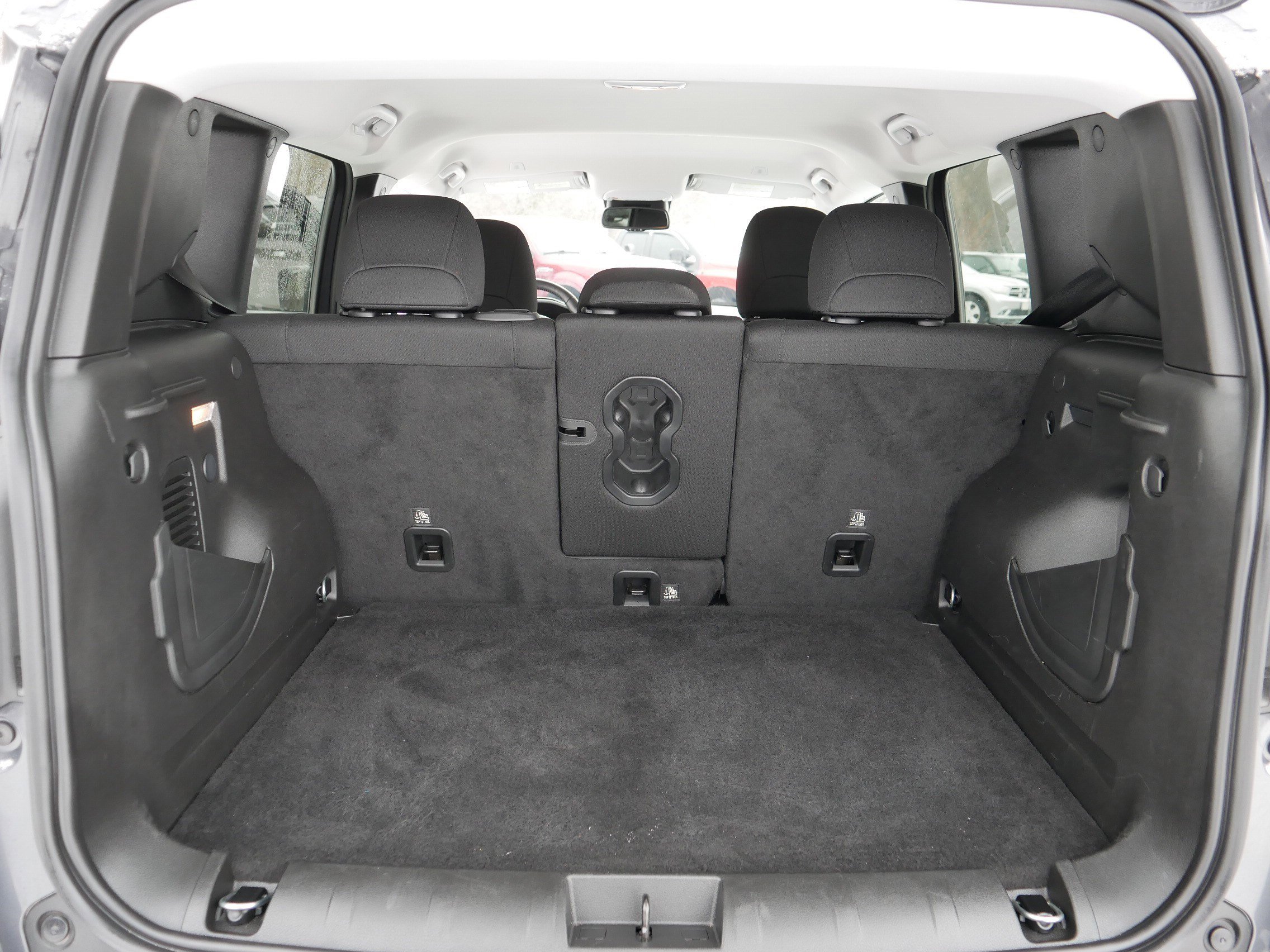 Certified 2022 Jeep Renegade Latitude w/ Convenience Group image 18