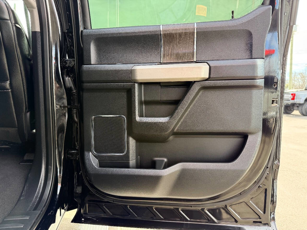 Used 2021 Ford F250 Lariat w/ Lariat Value Package image 42