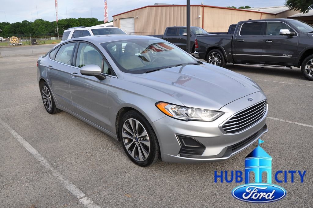 Used 2020 Ford Fusion SE AWD/4WD image 7