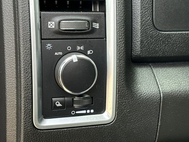 Used 2021 RAM 1500 Classic SLT RWD image 21