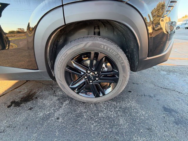 Used 2025 Chevrolet Trax ACTIV FWD image 25