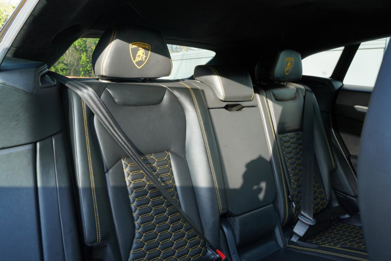 Used 2020 Lamborghini Urus AWD/4WD image 62