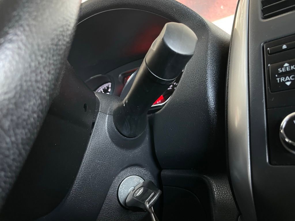 Used 2014 Nissan Versa Note SV image 33