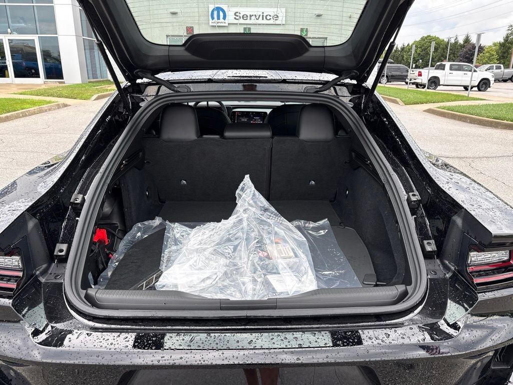New 2027 Dodge Charger Scat Pack w/ Blacktop Package AWD/4WD image 22