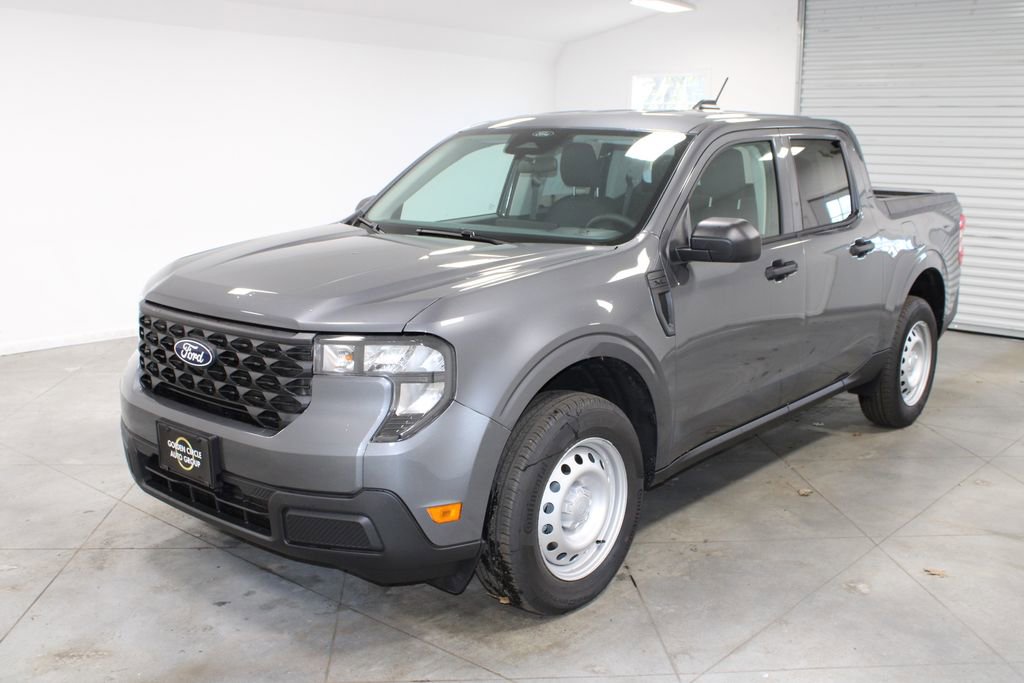 New 2026 Ford Maverick XL image 3