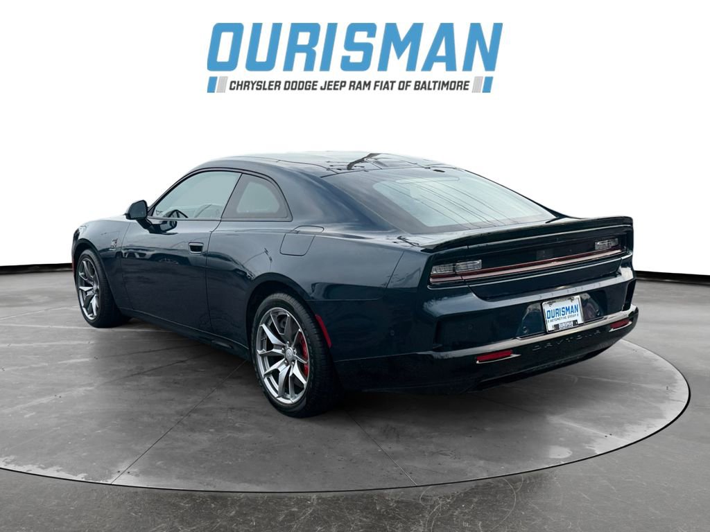 Used 2025 Dodge Charger R/T Scat Pack w/ Track Pack image 4