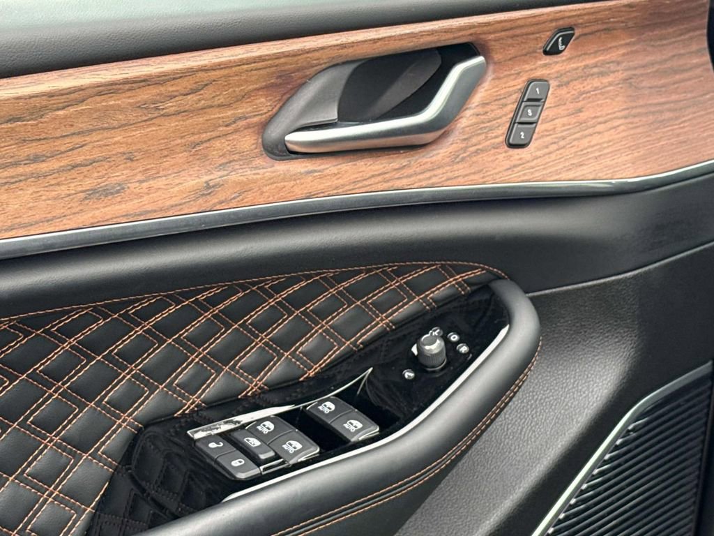 Used 2023 Jeep Grand Cherokee Summit image 22