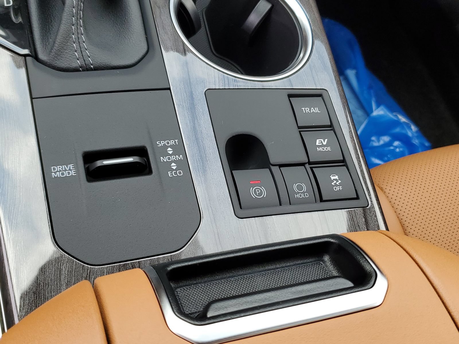 New 2026 Toyota Highlander Platinum AWD/4WD image 30