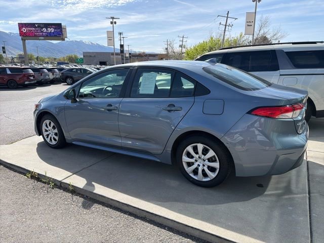 Used 2024 Toyota Corolla LE image 3