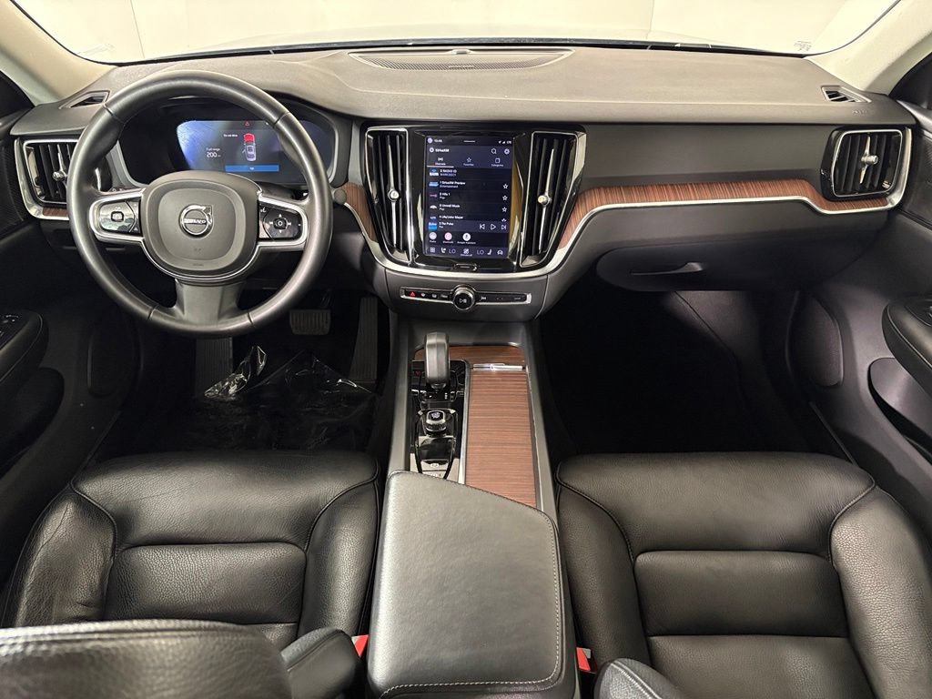 Used 2024 Volvo S60 B5 Plus AWD/4WD image 32