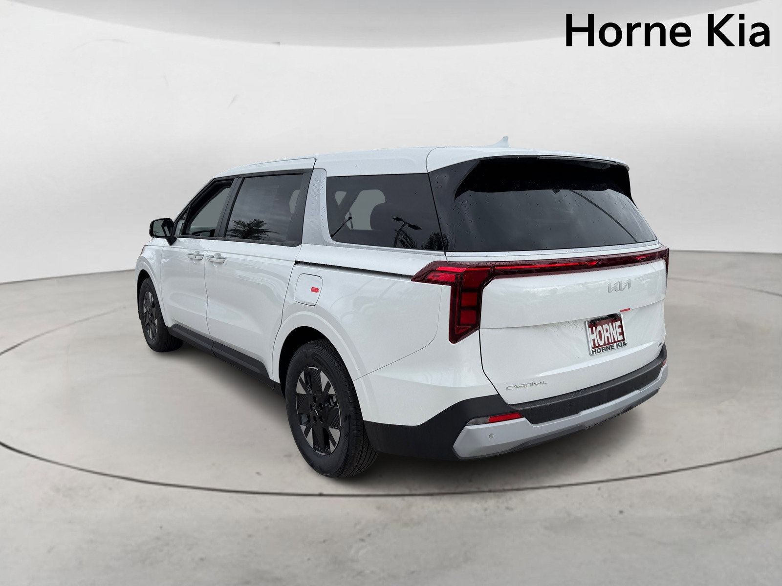 New 2026 Kia Carnival LXS image 5