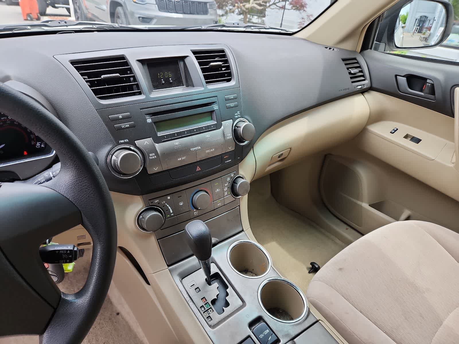 Used 2008 Toyota Highlander 2WD image 10