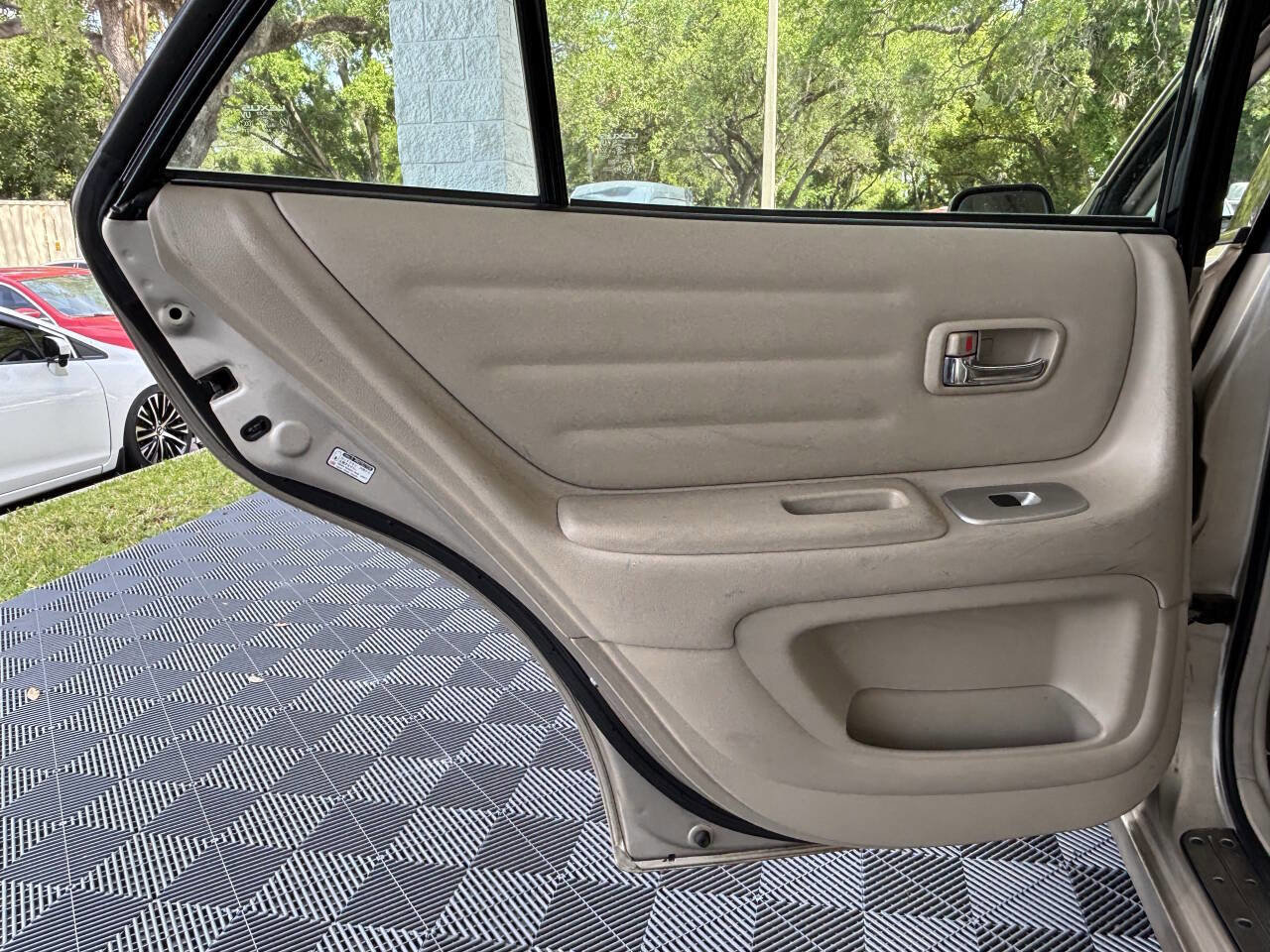 Used 2005 Lexus IS 300 RWD image 21