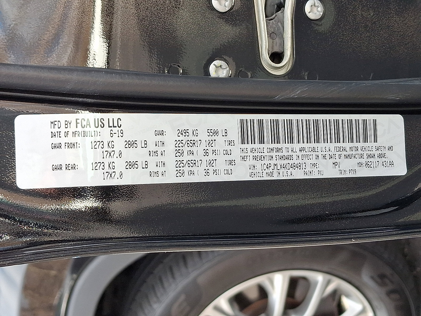 Certified 2019 Jeep Cherokee Latitude Plus image 26