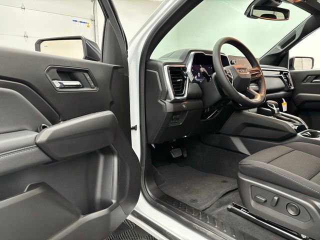 New 2026 GMC Canyon Elevation image 15