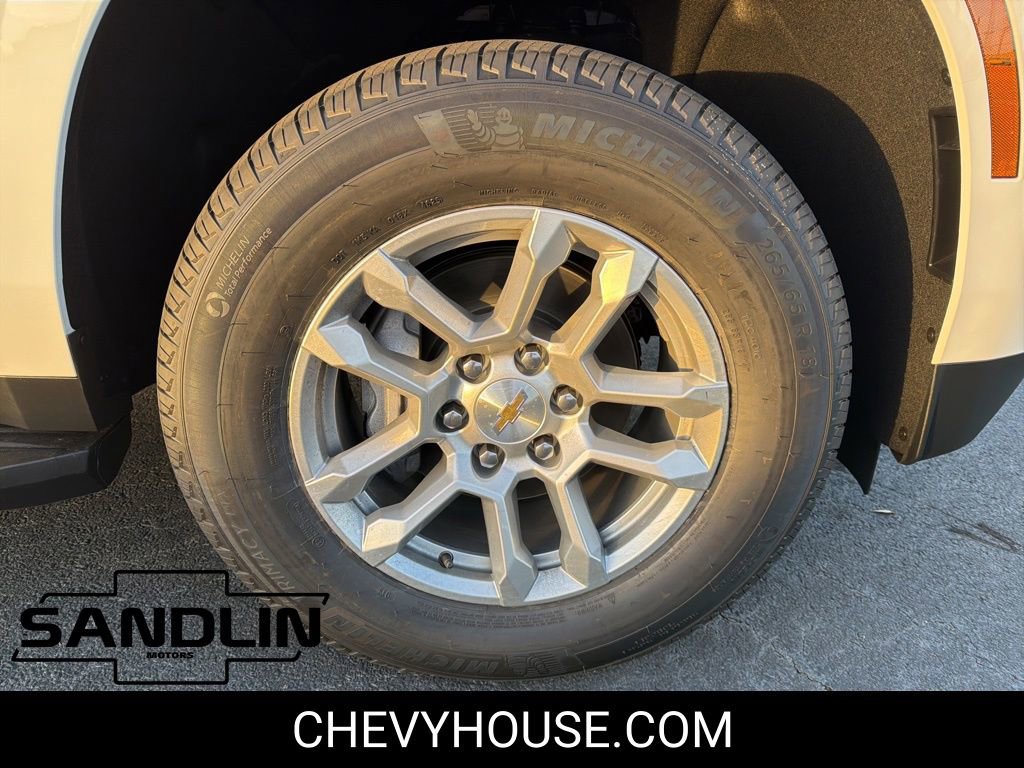 New 2026 Chevrolet Suburban LS image 25